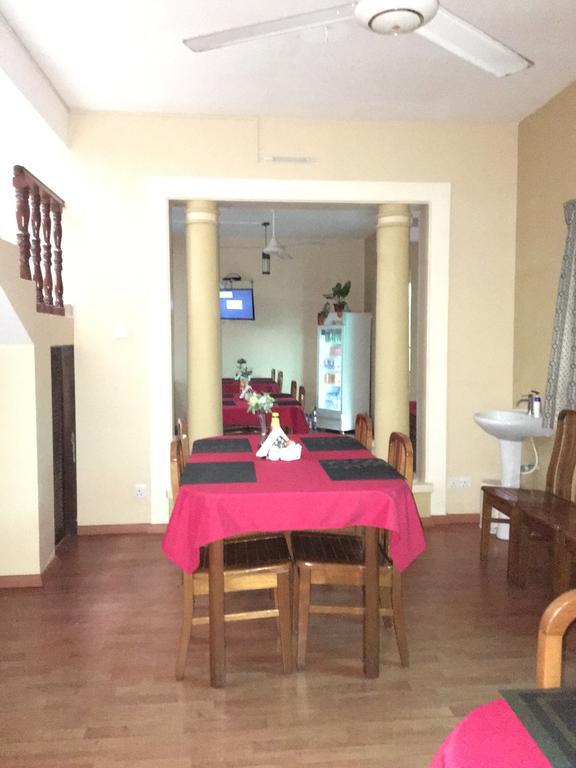 Skai Lodge มาเล ภายนอก รูปภาพ