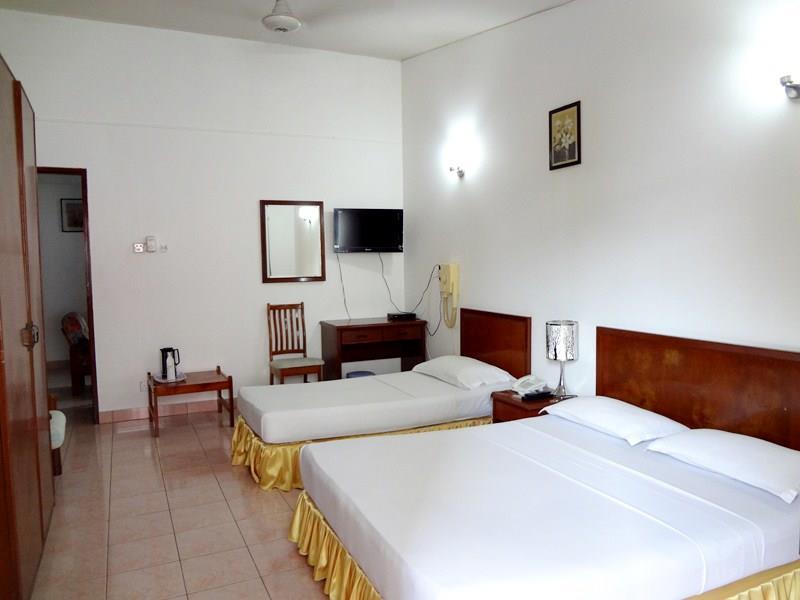Skai Lodge มาเล ภายนอก รูปภาพ