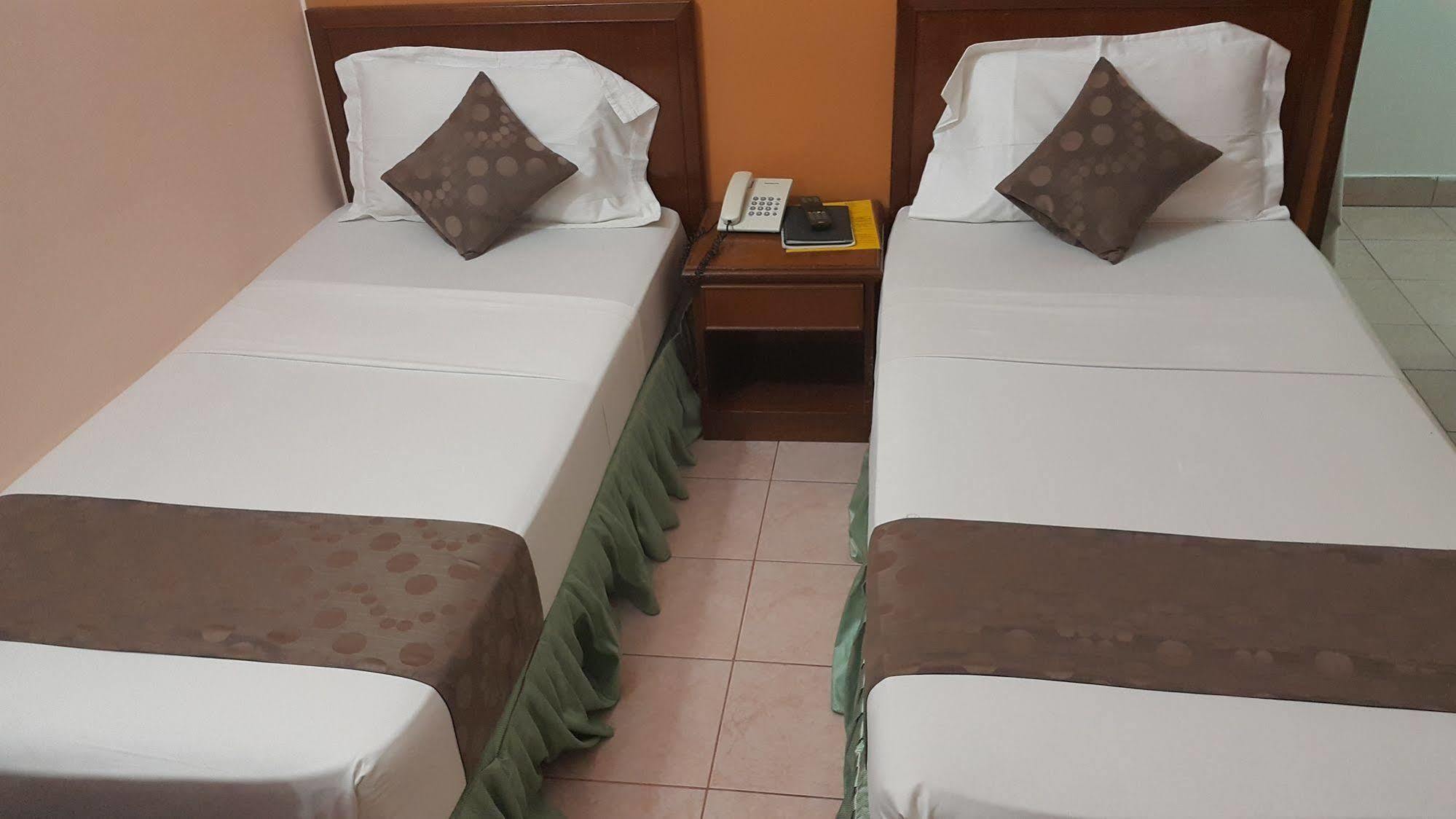 Skai Lodge มาเล ภายนอก รูปภาพ