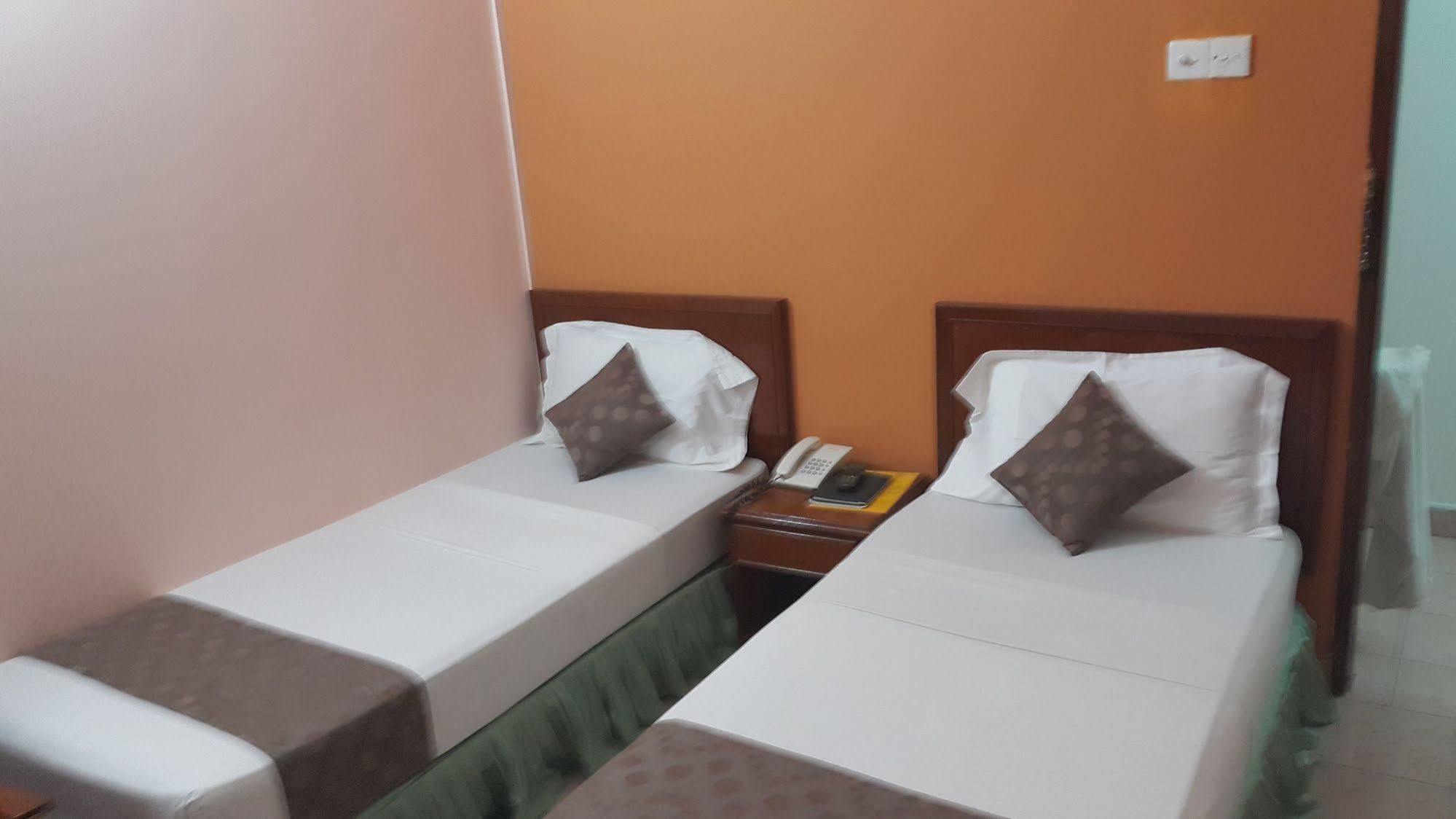 Skai Lodge มาเล ภายนอก รูปภาพ